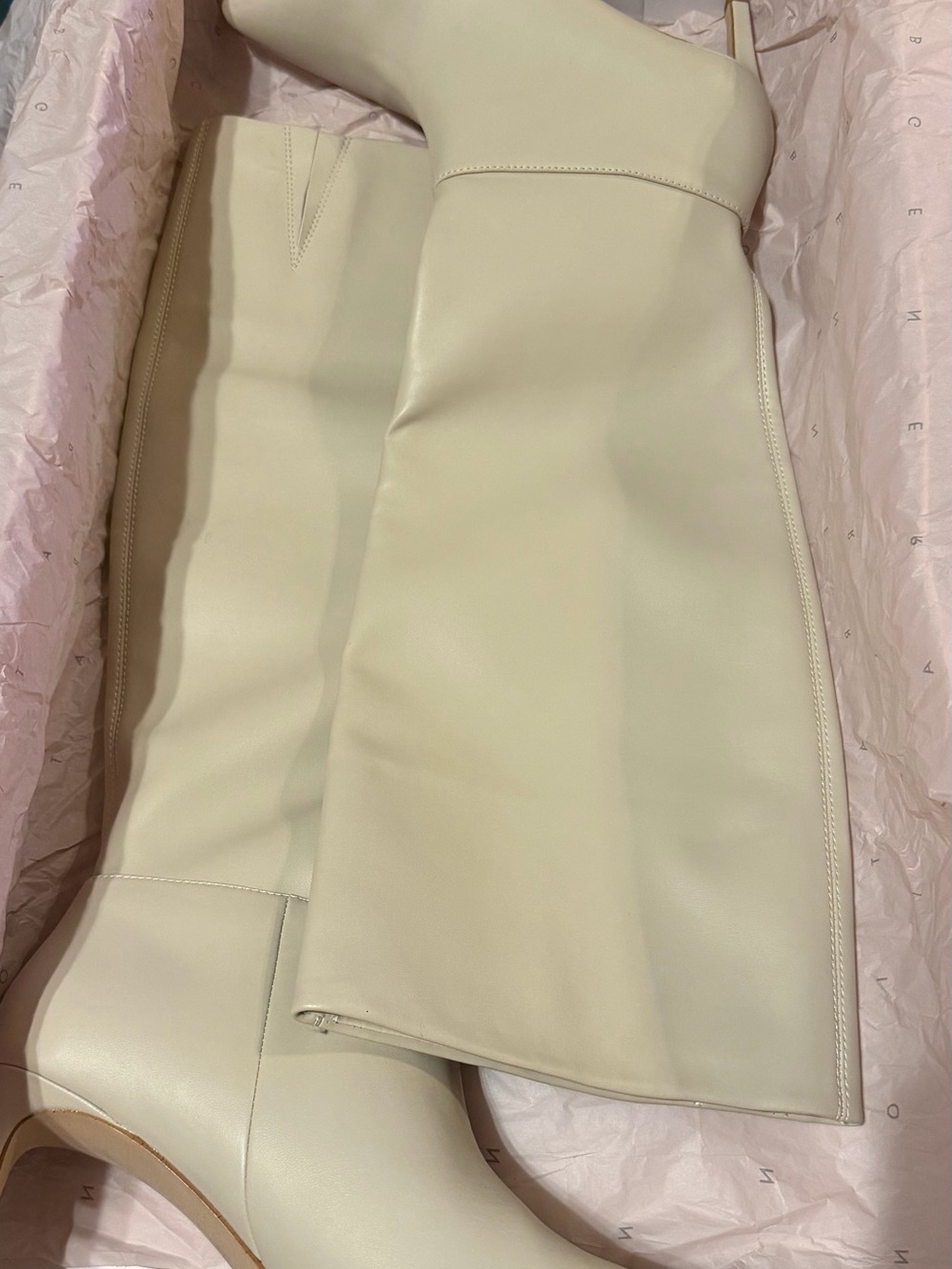 BCBGeneration Bianca Knee High Boots Ivory Cream Pointed Toe Size 8 - Picture 3 of 11